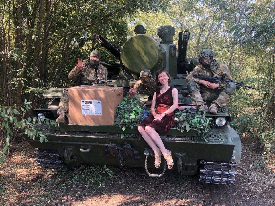 Эксклюзивное интервью военкора агентства ANNA NEWS Марии Коледа с режиссером и волонтером Анастасией Сергеевной Данканич-Марковой, более известной по позывному «Белка» Эксклюзивное интервью военкора агентства ANNA NEWS Марии Коледа с режиссером и волонтером Анастасией Сергеевной Данканич-Марковой, более известной по позывному «Белка»