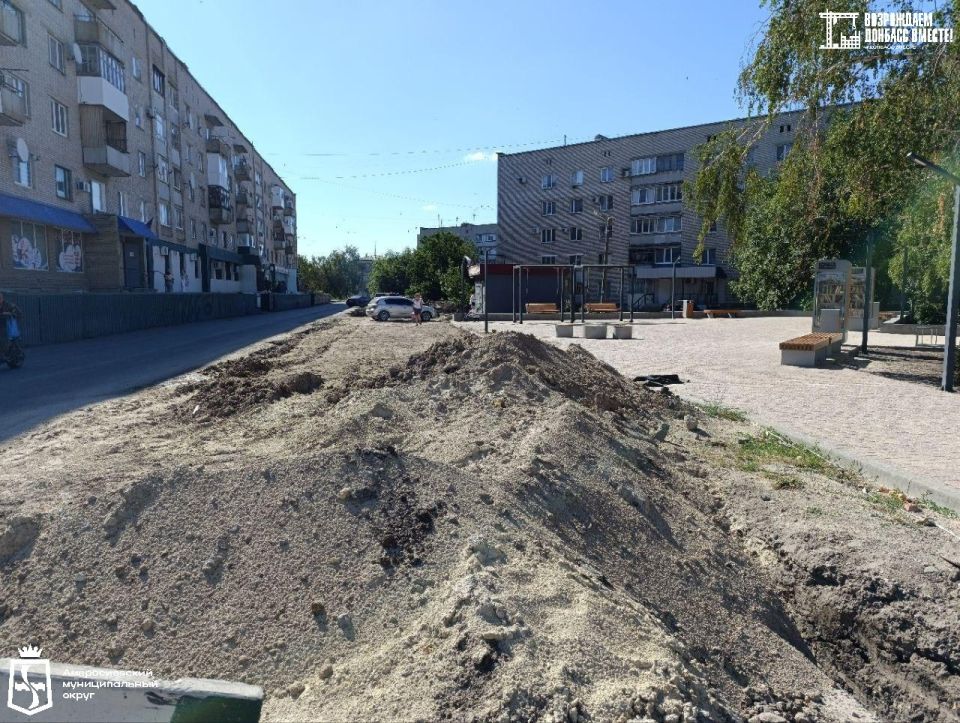 Игорь Лызов: В Амвросиевке завершается ремонт теплолинии по улице Свободы Игорь Лызов: В Амвросиевке завершается ремонт теплолинии по улице Свободы
