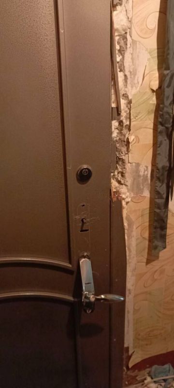 В Горловке неизвестные взламывают квартиры, пустующие из-за обстрелов В Горловке неизвестные взламывают квартиры, пустующие из-за обстрелов