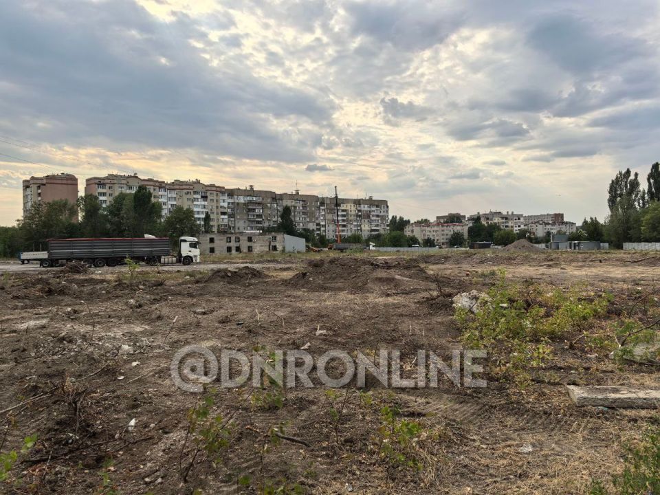 В Буденновском районе Донецка приступили к строительству жилого комплекса В Буденновском районе Донецка приступили к строительству жилого комплекса