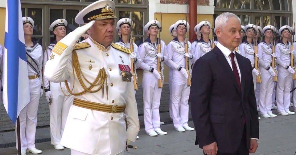 "У России есть только два союзника – её Армия и Флот!" – эти слова Императора Александра III стали по-настоящему крылатыми и пророческими "У России есть только два союзника – её Армия и Флот!" – эти слова Императора Александра III стали по-настоящему крылатыми и пророческими