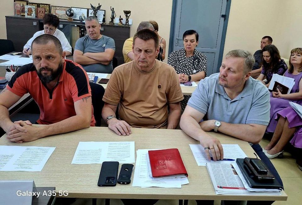 Сегодня состоялось 49-е заседание Ясиноватского муниципального совета Донецкой Народной Республики Сегодня состоялось 49-е заседание Ясиноватского муниципального совета Донецкой Народной Республики