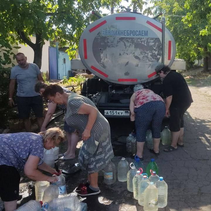 В Кировском организован подвоз воды В Кировском организован подвоз воды