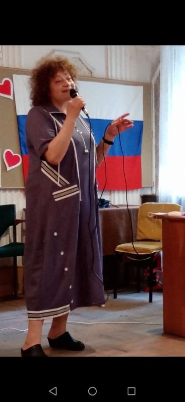 Валентин Левченко: Сегодня сотрудниками Центра социального обслуживания населения Киевского района г.Донецка для своих подопечных граждан "серебряного возраста" был организован сольный концерт Наталии Арделян «Песни нашей... Валентин Левченко: Сегодня сотрудниками Центра социального обслуживания населения Киевского района г.Донецка для своих подопечных граждан "серебряного возраста" был организован сольный концерт Наталии Арделян «Песни нашей...