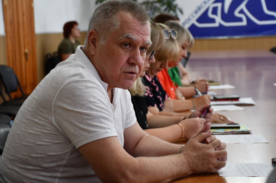 28 июля, глава муниципального образования администрации городского округа Дебальцево Сергей Желновач, провел заседание муниципального штаба по вопросу здравоохранения на территории муниципального образования городского... 28 июля, глава муниципального образования администрации городского округа Дебальцево Сергей Желновач, провел заседание муниципального штаба по вопросу здравоохранения на территории муниципального образования городского...