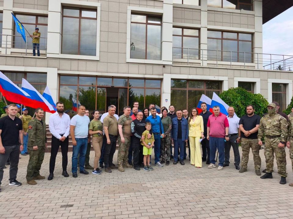 Константин Кузьмин: Помощь нашим бойцам - приоритет каждого жителя страны! Константин Кузьмин: Помощь нашим бойцам - приоритет каждого жителя страны!