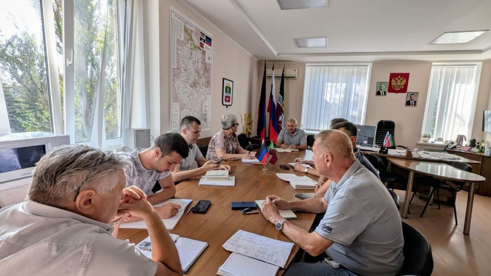 Николай Михайлов: Провел оперативное совещание по текущим вопросам Николай Михайлов: Провел оперативное совещание по текущим вопросам