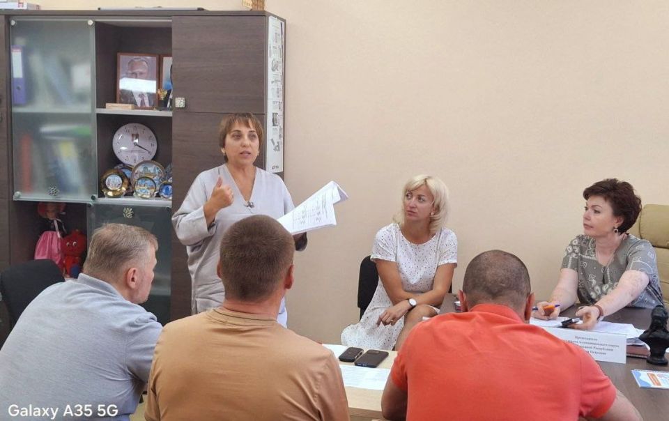Сегодня состоялось 49-е заседание Ясиноватского муниципального совета Донецкой Народной Республики Сегодня состоялось 49-е заседание Ясиноватского муниципального совета Донецкой Народной Республики