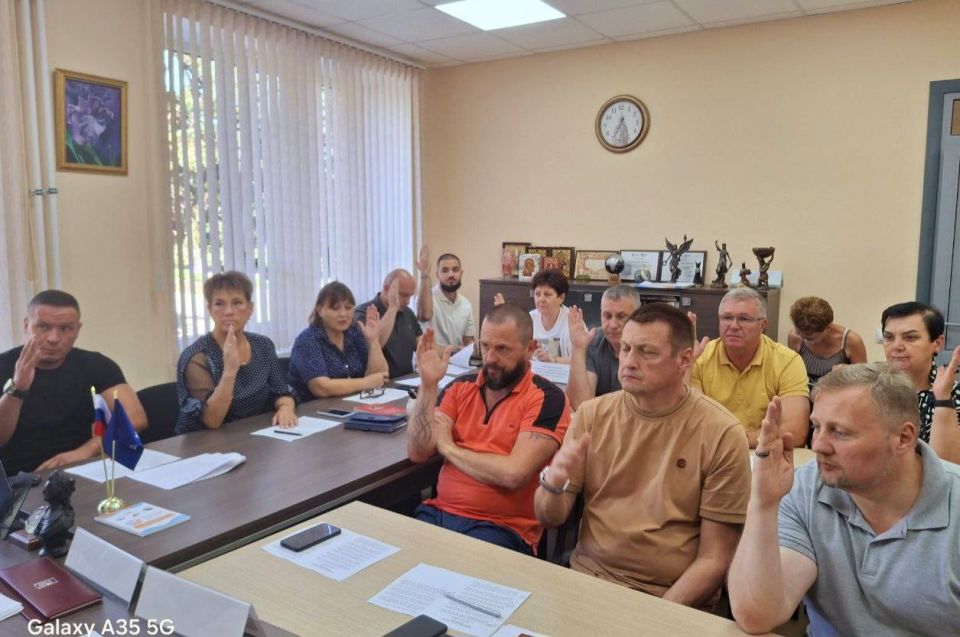 Сегодня состоялось 49-е заседание Ясиноватского муниципального совета Донецкой Народной Республики Сегодня состоялось 49-е заседание Ясиноватского муниципального совета Донецкой Народной Республики