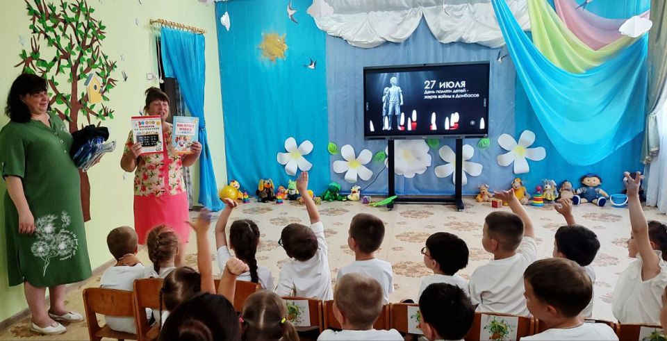 Память о детях: Акция «Ангелы Донбасса» в Торезе Память о детях: Акция «Ангелы Донбасса» в Торезе