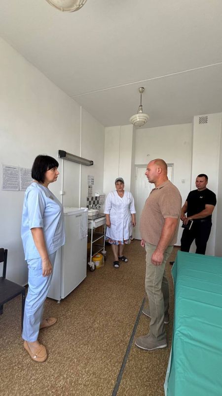 По поручению Главы ДНР Дениса Пушилина в Старобешевском округе начал работу межведомственный штаб по вопросам охраны здоровья По поручению Главы ДНР Дениса Пушилина в Старобешевском округе начал работу межведомственный штаб по вопросам охраны здоровья