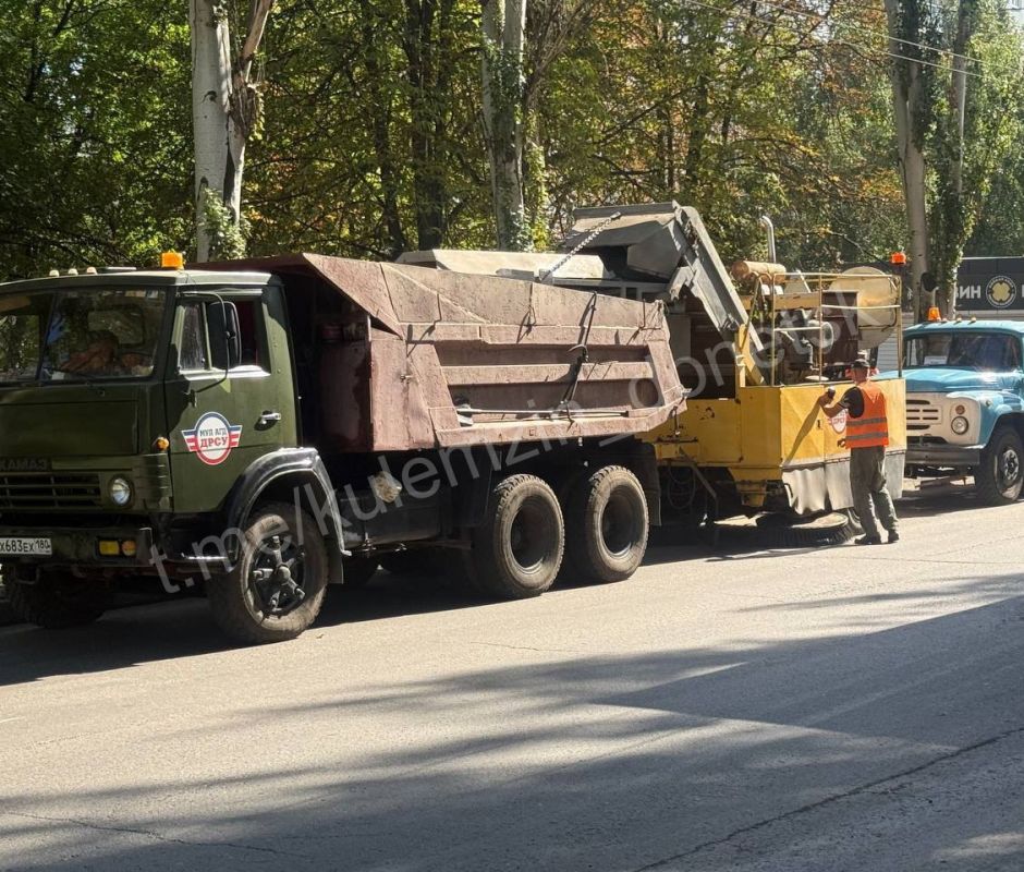 По поручению Главы ДНР Дениса Пушилина сегодня в Кировском районе проведена комплексная механизированная уборка по улице Куприна По поручению Главы ДНР Дениса Пушилина сегодня в Кировском районе проведена комплексная механизированная уборка по улице Куприна