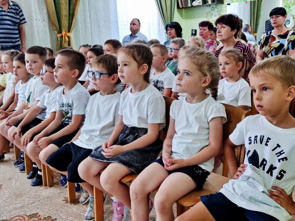 Память о детях: Акция «Ангелы Донбасса» в Торезе Память о детях: Акция «Ангелы Донбасса» в Торезе