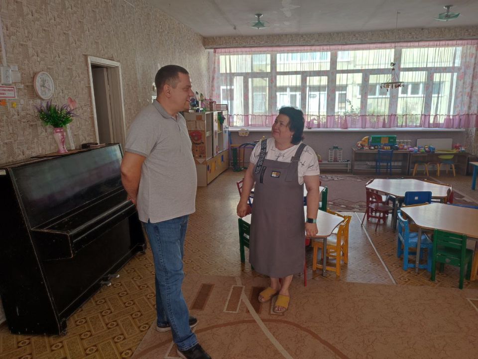 Ольга Колударова: Встретился с педагогическим коллективом и родителями детского сада №352 в Кировском районе Донецка Ольга Колударова: Встретился с педагогическим коллективом и родителями детского сада №352 в Кировском районе Донецка