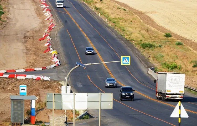 Новая объездная автомобильная дорога в обход Мариуполя улучшит качество жизни местных жителей Новая объездная автомобильная дорога в обход Мариуполя улучшит качество жизни местных жителей