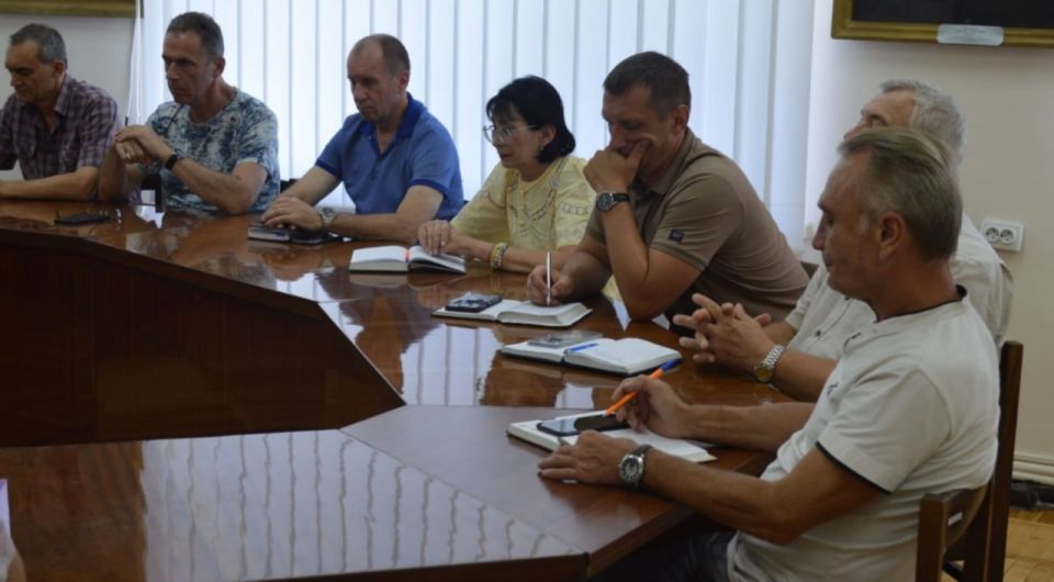 Валентин Левченко: Сегодня провел встречу в трудовом коллективе ГБУ "НИИ "Респиратор" МЧС ДНР" Валентин Левченко: Сегодня провел встречу в трудовом коллективе ГБУ "НИИ "Респиратор" МЧС ДНР"