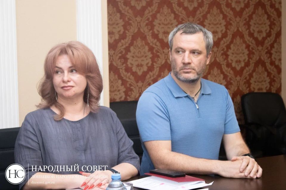 Константин Кузьмин: С коллегами из воссоединенных регионов активно развиваем межпарламентское взаимодействие! Константин Кузьмин: С коллегами из воссоединенных регионов активно развиваем межпарламентское взаимодействие!