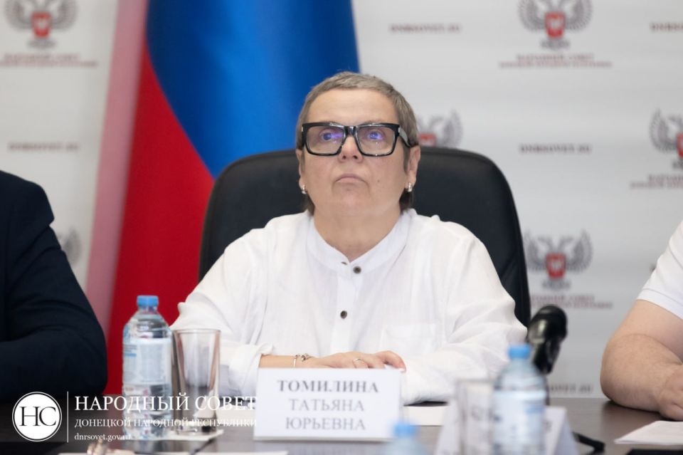 Константин Кузьмин: С коллегами из Херсонской областной Думы сразу же включились в совместную работу в рамках подписанного ранее соглашения Константин Кузьмин: С коллегами из Херсонской областной Думы сразу же включились в совместную работу в рамках подписанного ранее соглашения