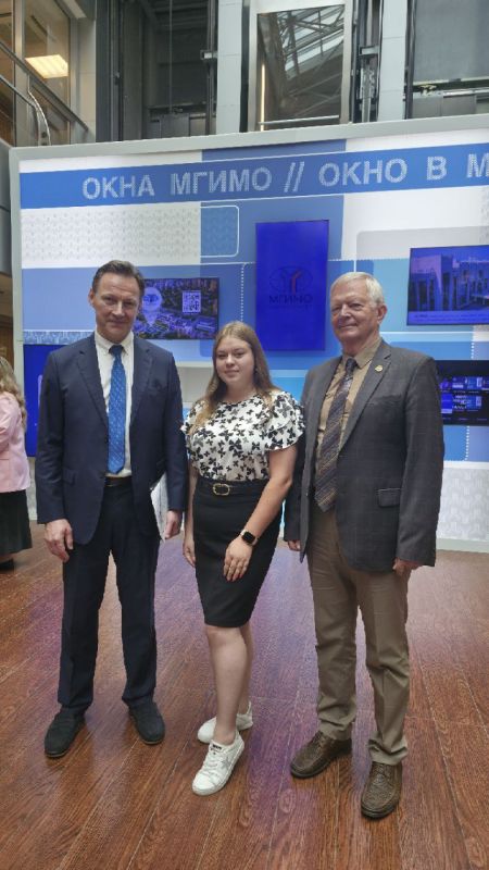 Студентка МГУ имени А.И. Куинджи — финалист конкурса! Студентка МГУ имени А.И. Куинджи — финалист конкурса!