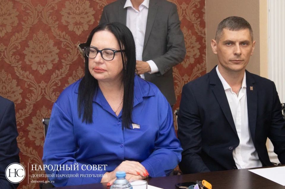 Константин Кузьмин: С коллегами из воссоединенных регионов активно развиваем межпарламентское взаимодействие! Константин Кузьмин: С коллегами из воссоединенных регионов активно развиваем межпарламентское взаимодействие!