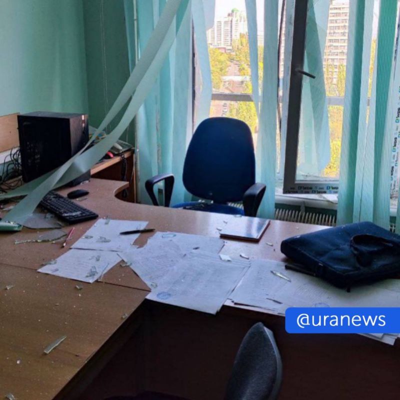 Перебои со светом и водой начались после обстрелов ВСУ в ДНР, сообщил глава региона Пушилин Перебои со светом и водой начались после обстрелов ВСУ в ДНР, сообщил глава региона Пушилин