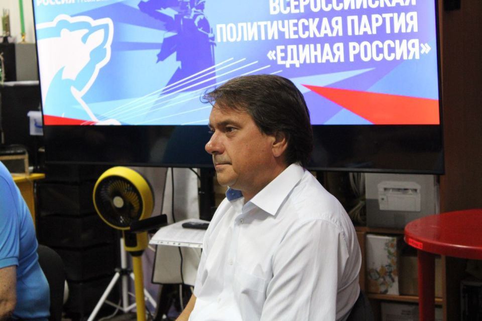 Роман Конев: Состоялась встреча руководства администрации городского округа Горловка с трудовым коллективом Роман Конев: Состоялась встреча руководства администрации городского округа Горловка с трудовым коллективом