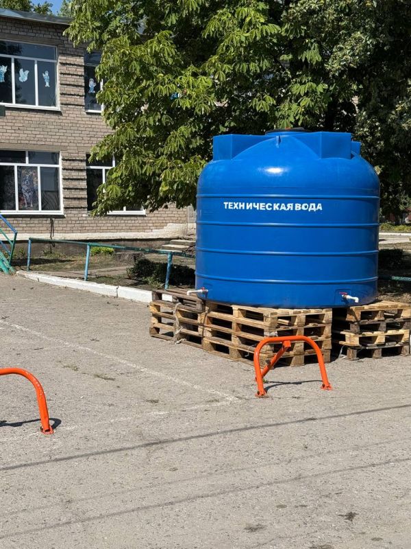 Под контролем депутатов Народного Совета устранено уже около 260 порывов на водоводах Под контролем депутатов Народного Совета устранено уже около 260 порывов на водоводах