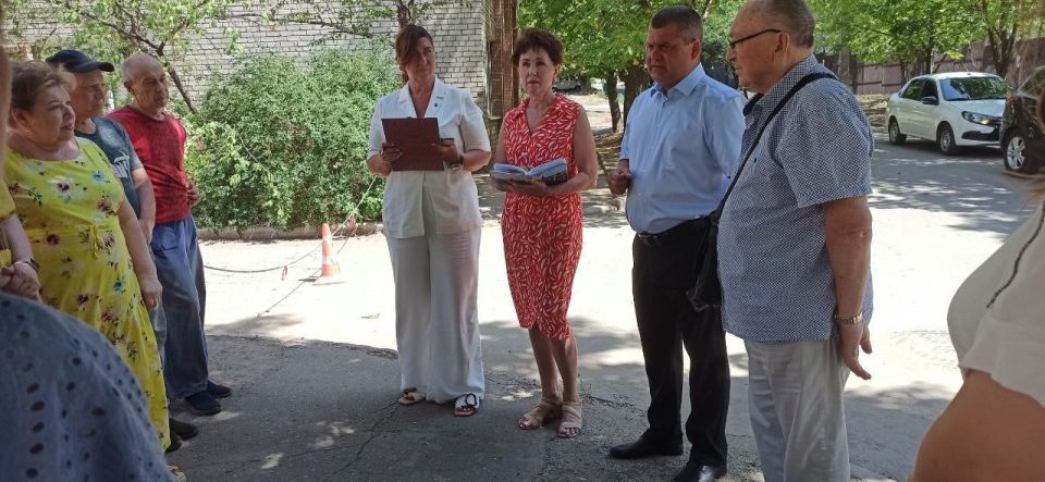 Альбина Афенченко: Живое общение с населением приоритетное направление в работе депутатов и руководителей всех уровней Альбина Афенченко: Живое общение с населением приоритетное направление в работе депутатов и руководителей всех уровней