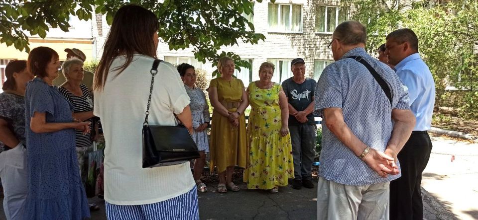 Юрий Атаманов: СХОДЫ ГРАЖДАН. Сегодня пообщался с жителями Ленинского и Калининского районов в рамках схода граждан Юрий Атаманов: СХОДЫ ГРАЖДАН. Сегодня пообщался с жителями Ленинского и Калининского районов в рамках схода граждан