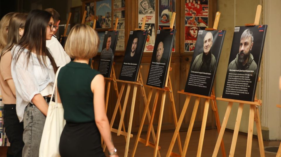 Республиканский филиал фонда «Защитники Отечества» презентовал фотовыставку «Отец Героя» на новой площадке Республиканский филиал фонда «Защитники Отечества» презентовал фотовыставку «Отец Героя» на новой площадке