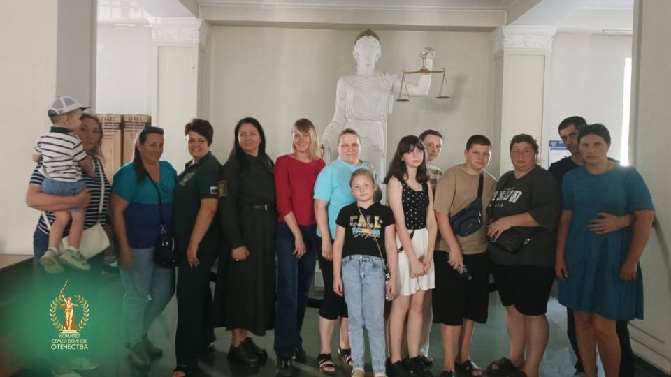 Возможность увидеть судебную систему Донецкой Народной Республики «изнутри» Возможность увидеть судебную систему Донецкой Народной Республики «изнутри»