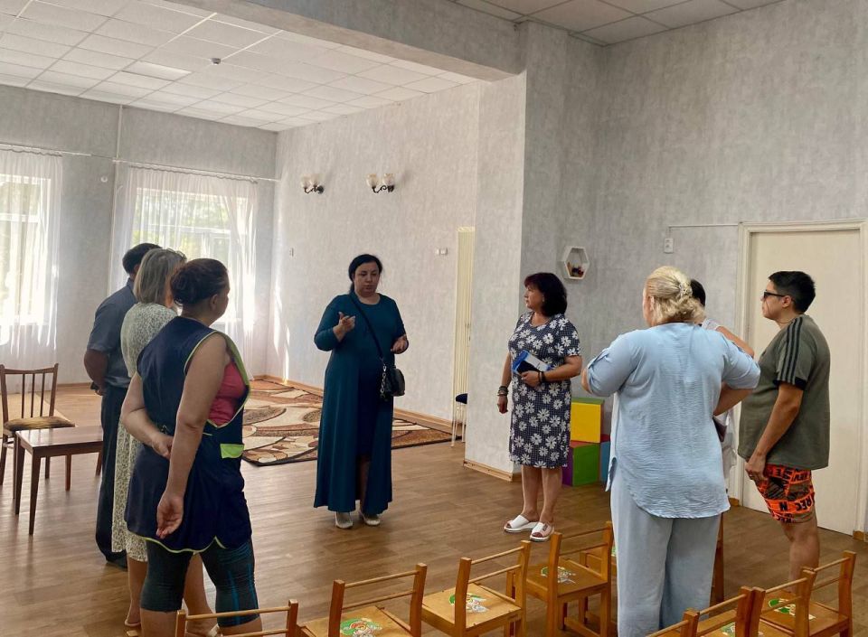 Виктория Жукова: Провела встречу с трудовым коллективом ГКДОУ «ДЕТСКИЙ САД №10 г.о. Харцызск» ДНР Виктория Жукова: Провела встречу с трудовым коллективом ГКДОУ «ДЕТСКИЙ САД №10 г.о. Харцызск» ДНР