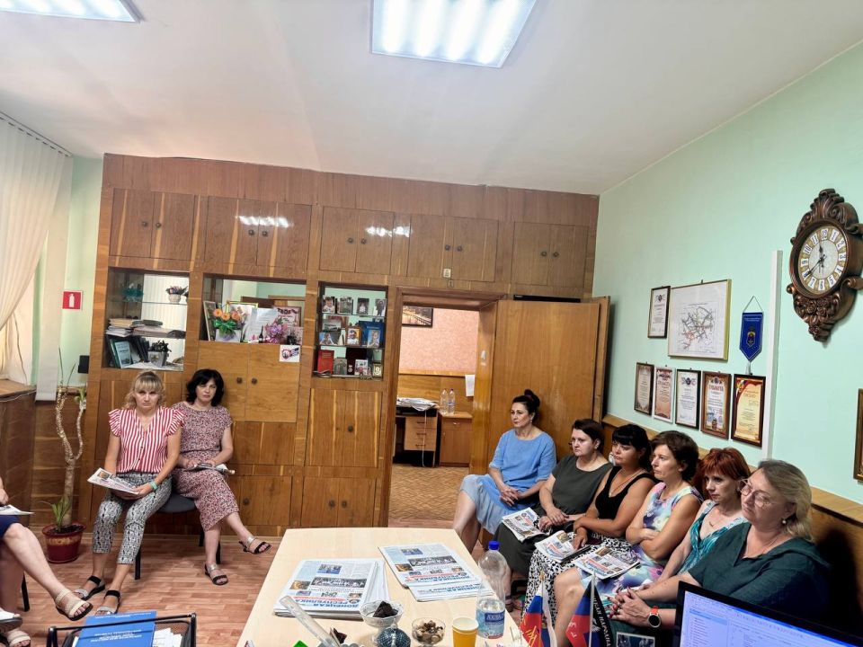 Депутат Иловайского городского совета Юлия Николаевна Рыбалко провела личный приём граждан Депутат Иловайского городского совета Юлия Николаевна Рыбалко провела личный приём граждан