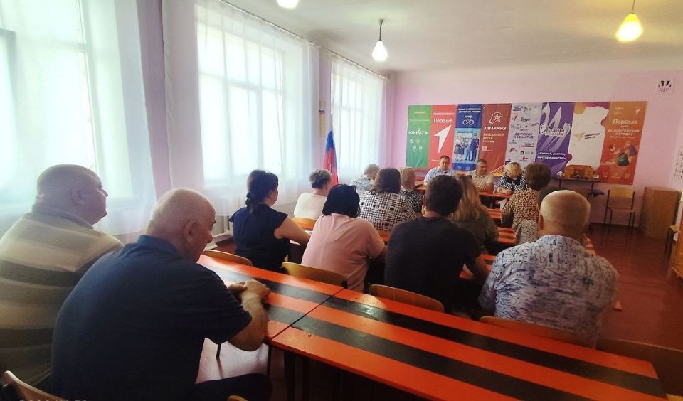 Роман Конев: В Калининском внутригородском районе города Горловка прошла встреча с жителями Роман Конев: В Калининском внутригородском районе города Горловка прошла встреча с жителями