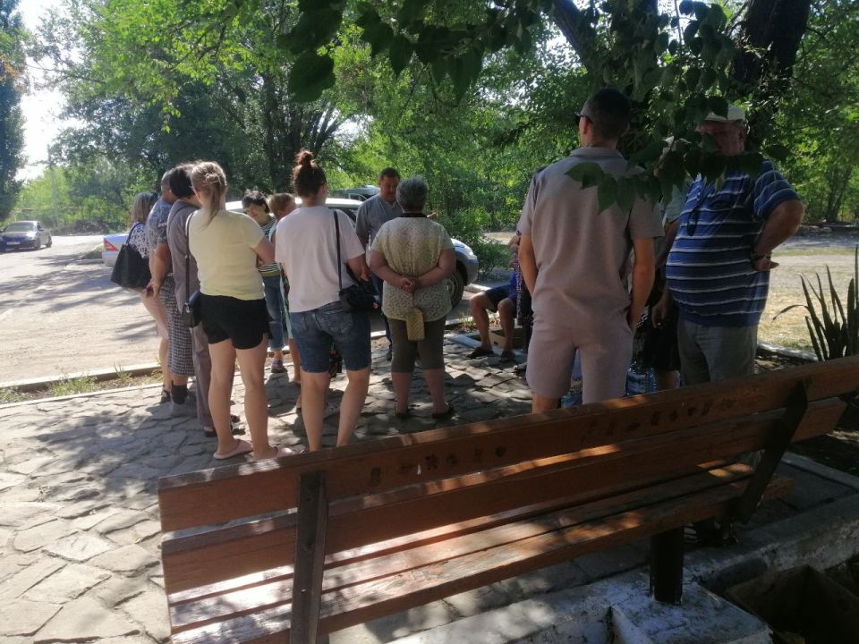 Встречи с населением. В рамках поручения Главы Донецкой Народной Республики Дениса Пушилина о регулярном общении с гражданами, 31 июля заместитель главы муниципального образования городского округа Енакиево Донецкой... Встречи с населением. В рамках поручения Главы Донецкой Народной Республики Дениса Пушилина о регулярном общении с гражданами, 31 июля заместитель главы муниципального образования городского округа Енакиево Донецкой...