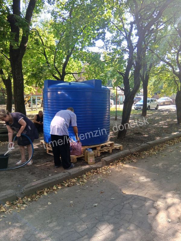 Глава ДНР Денис Пушилин поставил задачу усилить работу по обеспечению водой жителей Глава ДНР Денис Пушилин поставил задачу усилить работу по обеспечению водой жителей