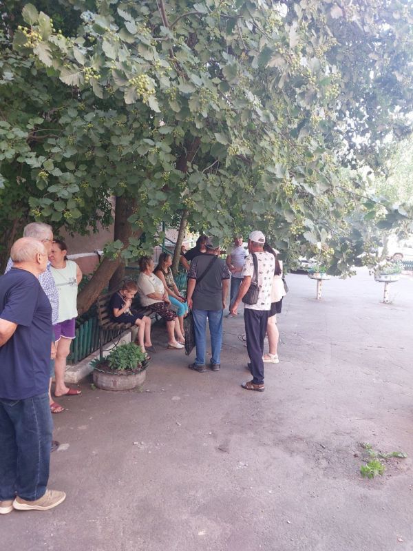 Благодаря партийной инициативе «Управдом» от «Единой России» в Горловке прошли выборы ответственных лиц по домам Благодаря партийной инициативе «Управдом» от «Единой России» в Горловке прошли выборы ответственных лиц по домам
