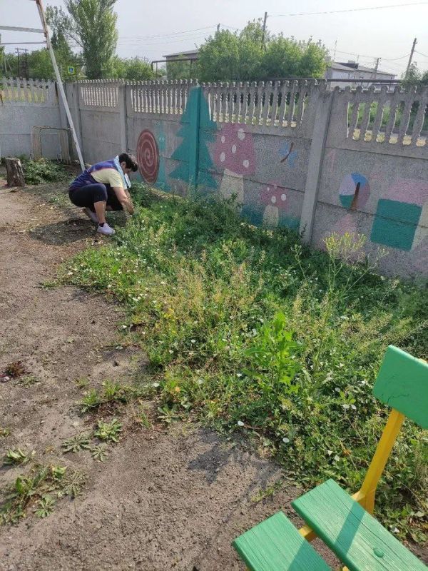 Николай Михайлов: В Старобешевском округе прошла акция «Чистый четверг» Николай Михайлов: В Старобешевском округе прошла акция «Чистый четверг»