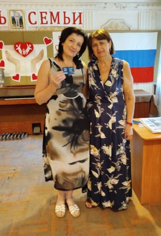 Валентин Левченко: Заместитель главы администрации Киевского района г.Донецка Елена Повалий провела встречу с трудовым коллективом «Территориального центра социального обслуживания (предоставления социальных услуг) Киевского... Валентин Левченко: Заместитель главы администрации Киевского района г.Донецка Елена Повалий провела встречу с трудовым коллективом «Территориального центра социального обслуживания (предоставления социальных услуг) Киевского...