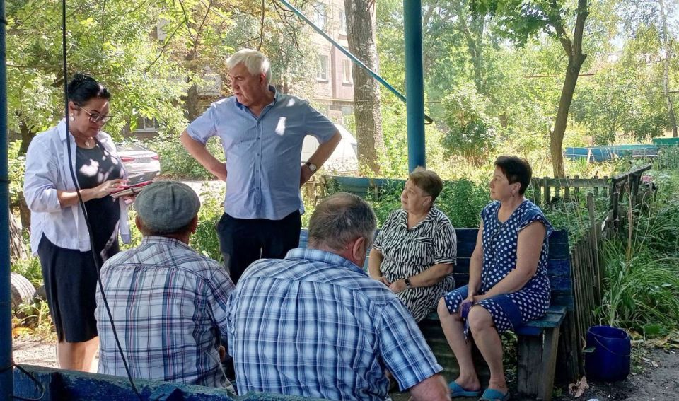 Наталья Бегуненко: По поручению Главы ДНР Дениса Пушилина в Петровском районе продолжаются встречи с населением Наталья Бегуненко: По поручению Главы ДНР Дениса Пушилина в Петровском районе продолжаются встречи с населением