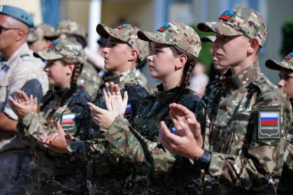 Директор филиала Центра «ВОИН» в ДНР , Александр Камышов, выступает в качестве главного судьи на окружном этапе военно-патриотической игры «Зарница 2.0» в Северо-Кавказском федеральном округе! Директор филиала Центра «ВОИН» в ДНР , Александр Камышов, выступает в качестве главного судьи на окружном этапе военно-патриотической игры «Зарница 2.0» в Северо-Кавказском федеральном округе!