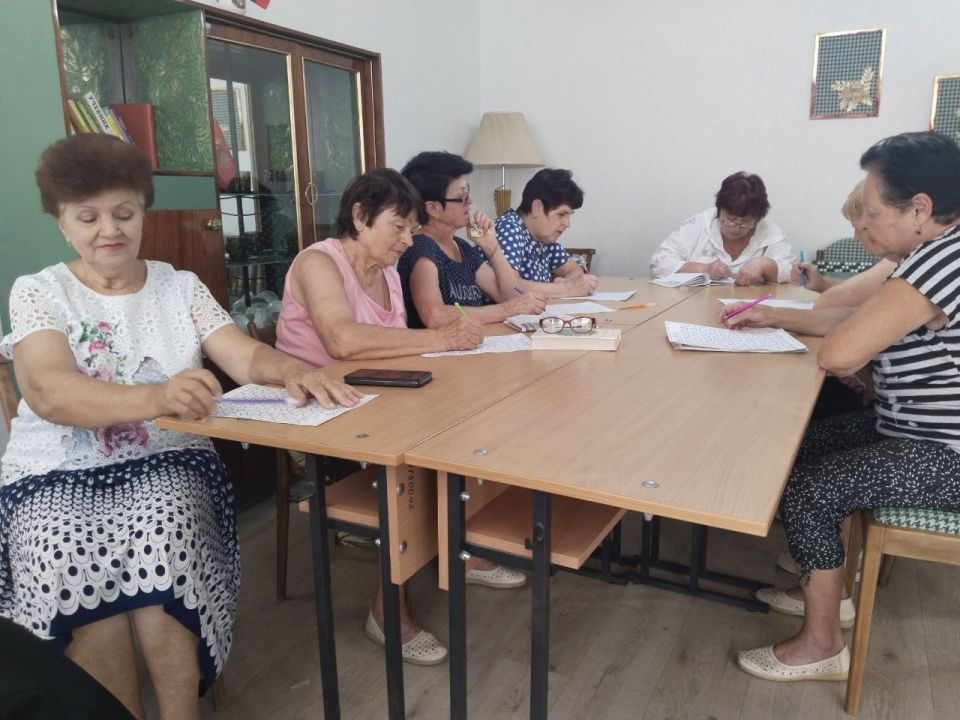 Сфера социального обслуживания населения региона ждёт более тысячи необходимых работников - узнал проект "Работай в ДНР!" Сфера социального обслуживания населения региона ждёт более тысячи необходимых работников - узнал проект "Работай в ДНР!"