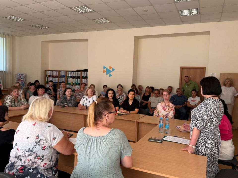Ирина Кутенко: Обеспечение стабильной и достойной занятости для жителей Донецкой Народной Республики является одним из приоритетных направлений деятельности Минтруда ДНР Ирина Кутенко: Обеспечение стабильной и достойной занятости для жителей Донецкой Народной Республики является одним из приоритетных направлений деятельности Минтруда ДНР
