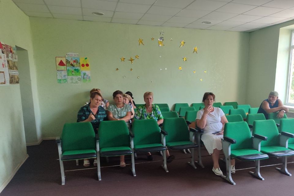 Встреча с жителями села Никишино Встреча с жителями села Никишино