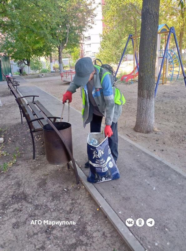 В двух районах города «Мариупольжилкомплекс» благоустроил еще 12 дворов В двух районах города «Мариупольжилкомплекс» благоустроил еще 12 дворов