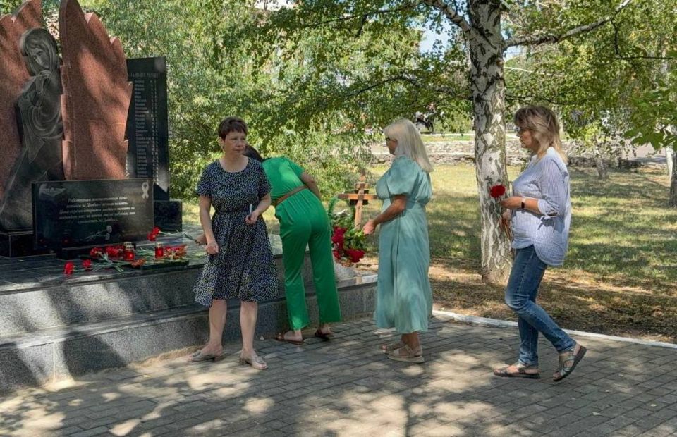 Мемориальное мероприятие первичной организации №501 в локомотивном депо Иловайск Мемориальное мероприятие первичной организации №501 в локомотивном депо Иловайск