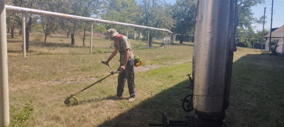 В Центрально-Городском районе Горловки продолжается масштабный партийный проект Единой России «Городская среда» В Центрально-Городском районе Горловки продолжается масштабный партийный проект Единой России «Городская среда»