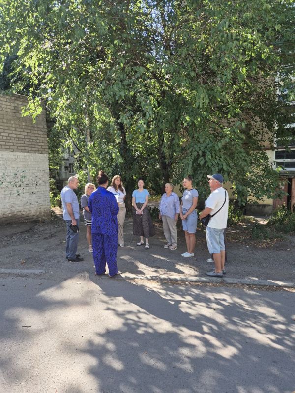 Альбина Афенченко: Встречи во дворах. Сегодня 01 августа 2025г Альбина Афенченко: Встречи во дворах. Сегодня 01 августа 2025г