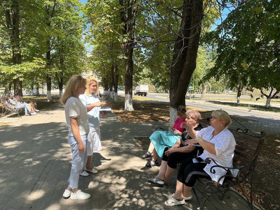 Сегодня, 1 августа 2025 года Лисовенко Каролина, заместитель главы Ясиноватского муниципального округа провела рабочие встречи с предпринимателями города Сегодня, 1 августа 2025 года Лисовенко Каролина, заместитель главы Ясиноватского муниципального округа провела рабочие встречи с предпринимателями города