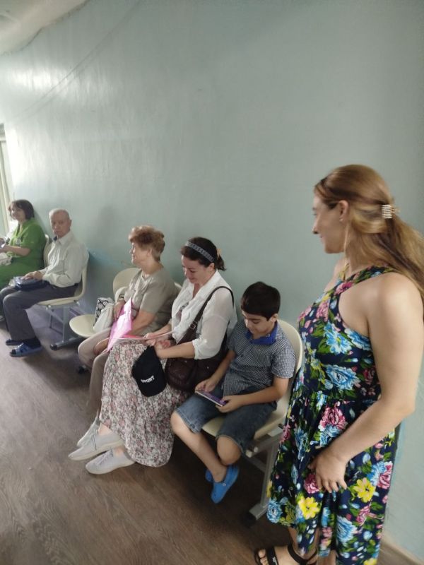 Врачи «Онкодозора» провели выездной прием в Амвросиевской ЦРБ Врачи «Онкодозора» провели выездной прием в Амвросиевской ЦРБ